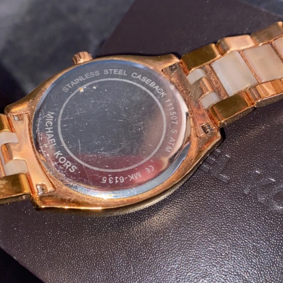 Michael Kors Watch - Picture 5 of 5